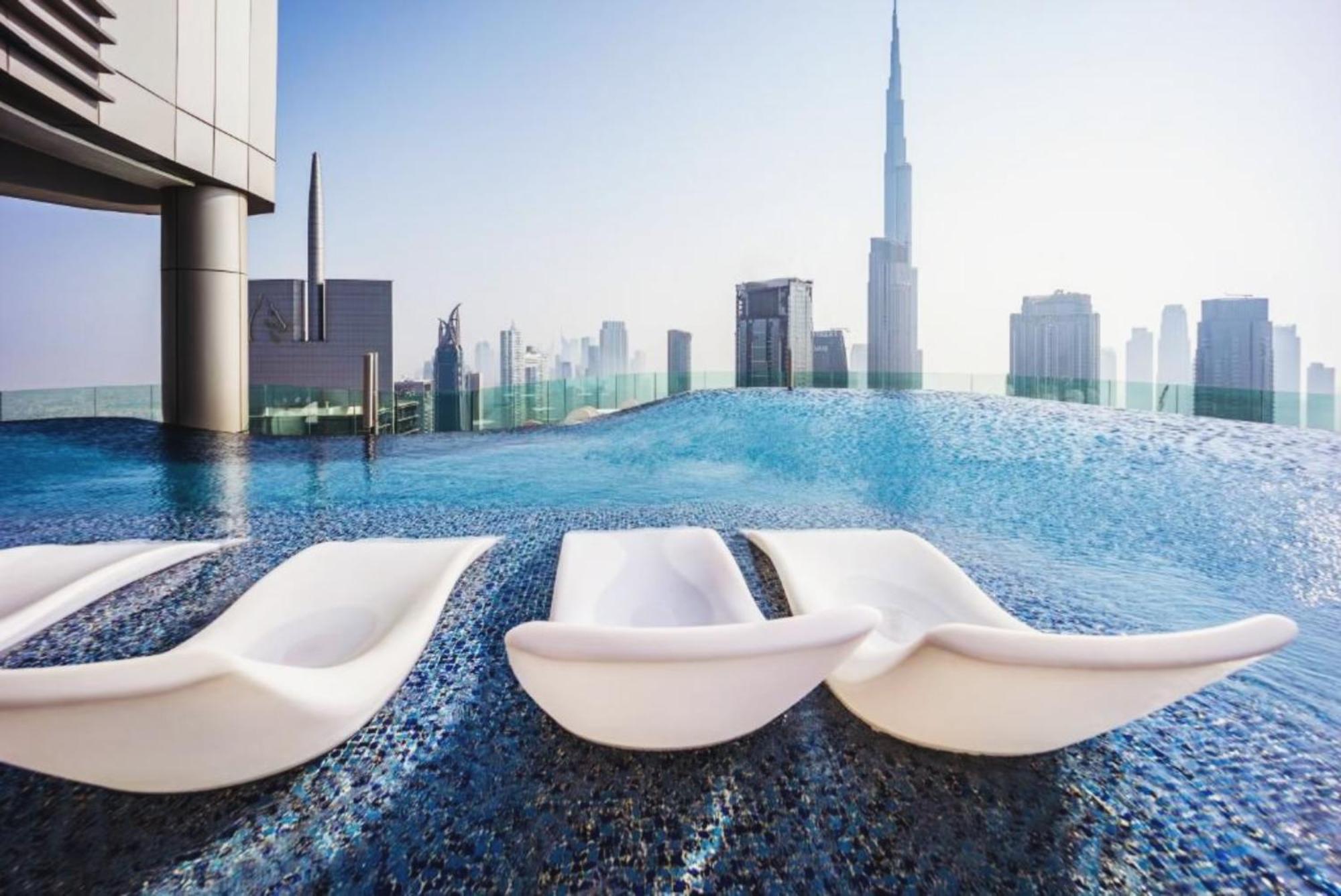 Paramount Tower Hotel And Residences With Infinity Sky Pool Dubai Exterior photo